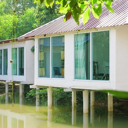 Banpak Suankaew Talaynoi Hotel Phatthalung Exterior photo